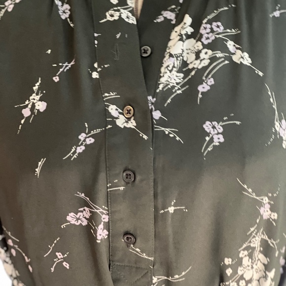 Gap Button Up Floral Dress with tie belt - Picture 7 of 7